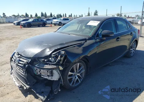 2019 Lexus Is 300 z USA, uszkodzony, nr VIN JTHBA1D21K5085085